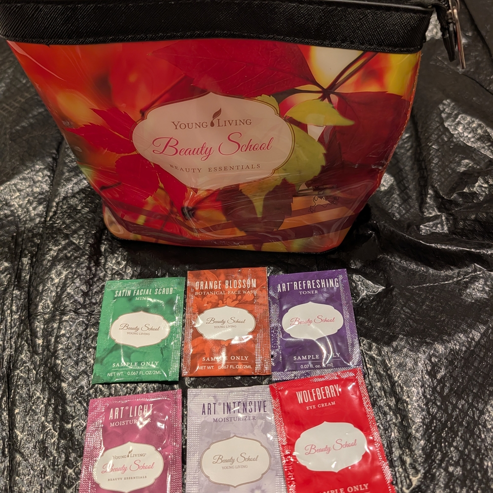 Young Living Beauty School "Beauty Essentials" Bag & 6 Skin Care Samples
